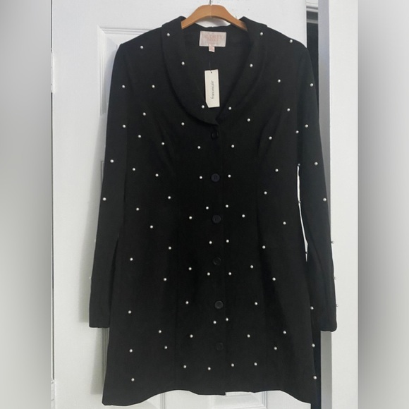 FRANCESCA’S Pearl Mini Dress - Picture 3 of 12